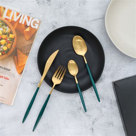 High Quality Bottle Green & Gold Metal Cutlery set