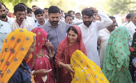 सवाई माधोपुर में भी भाजपा के टिकट पर रार, सांसद किरोड़ी लाल को निर्दलीय ...