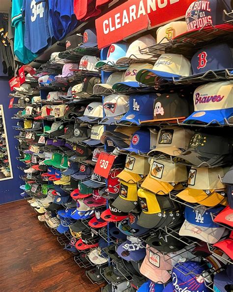 Macy's — Warwick Mall