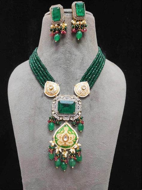 Buy Kundan Meenakari Beeded Neckalce Online - Ishhaara