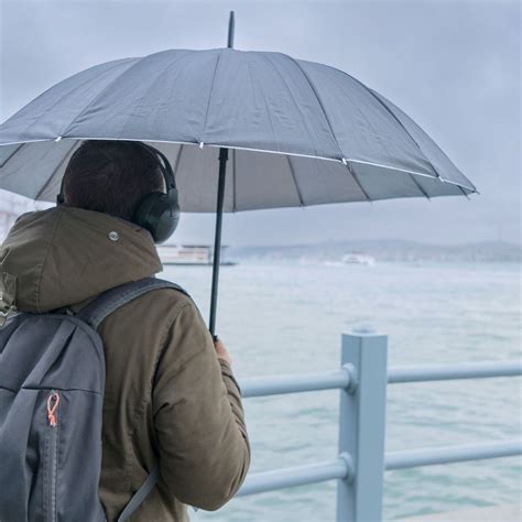 10 Coldplay breakup anthems — songs on love, heartbreak and healing ...