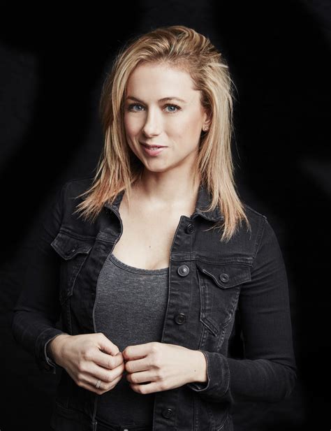 Iliza Shlesinger War Paint Shoot