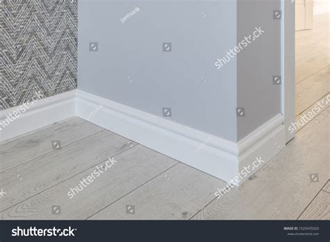 White Floor Moulding Images: Browse 4,150 Stock Photos & Vectors Free ...