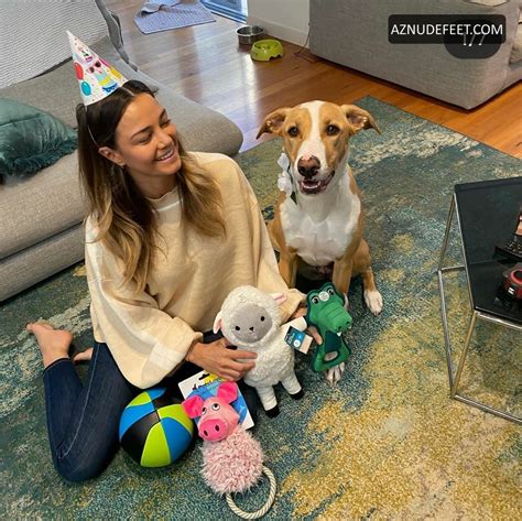 KIRSTY LEE ALLAN Feet - AZNudeFeet