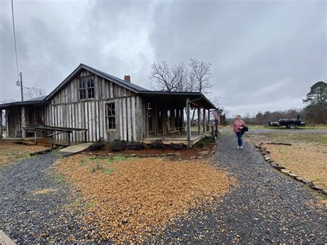 Home Place Pastures - Como, MS - Como Guest House & Courtyard - Como, MS