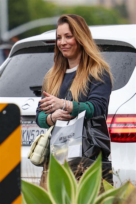 Kaley Cuoco Shopping Spree at XIV Karats Ltd. Jewelry in Beverly Hills ...