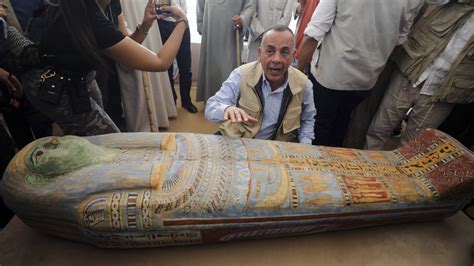 埃及塞加拉地区发现迄今最大木乃伊作坊__财经头条