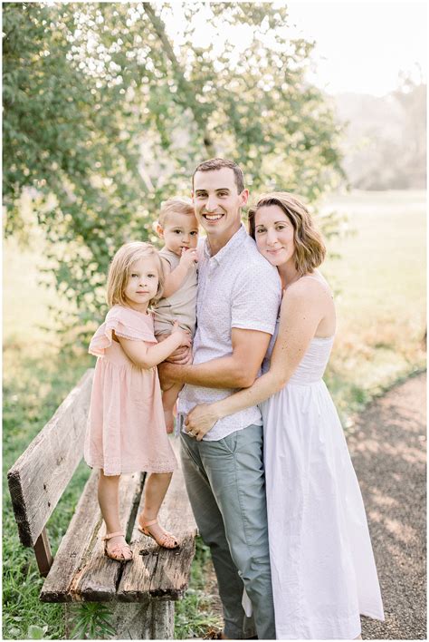 Family Photography Ideas Outside