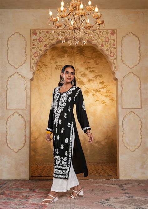 Bela Premium Modal Chikankari Long Kurti – The Lucknowi Chikan