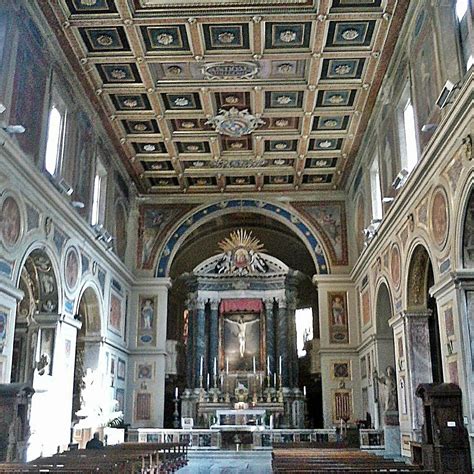Basilica Parrochiale San Lorenzo in Lucina, Rome - Tripadvisor