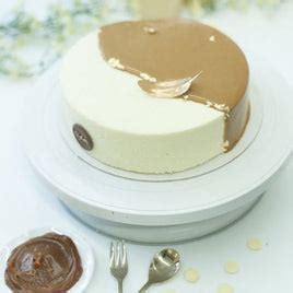 Entremet Cakes – Daffodils Patisserie