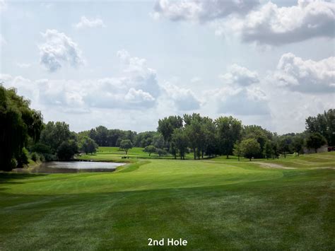 Windy City Public Golfers Guide: Hilldale Golf Club - Hoffman Estates