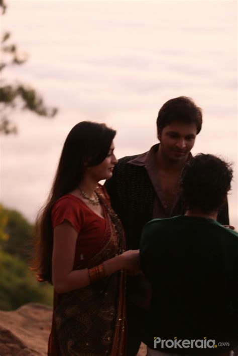 Premisthe Poye Kaalam Movie Wallpapers, Posters & Stills