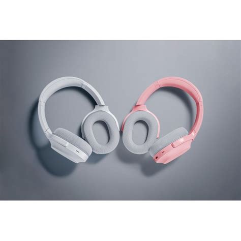 Razer Barracuda Wireless Gaming Headset Pink