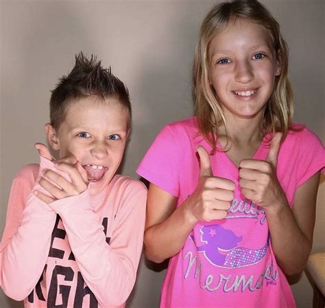 Sis vs Bro Cake 的图像结果