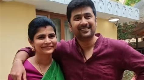 Chinmayi Sripada slams troll who called Rahul Ravindran a 'puppet ...