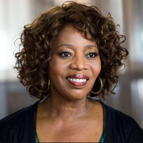 Medium Length Haircuts Black Women