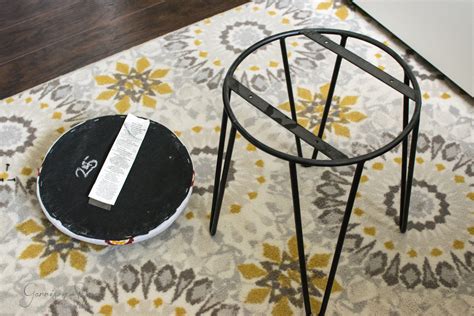 Footstool DIY 的图像结果