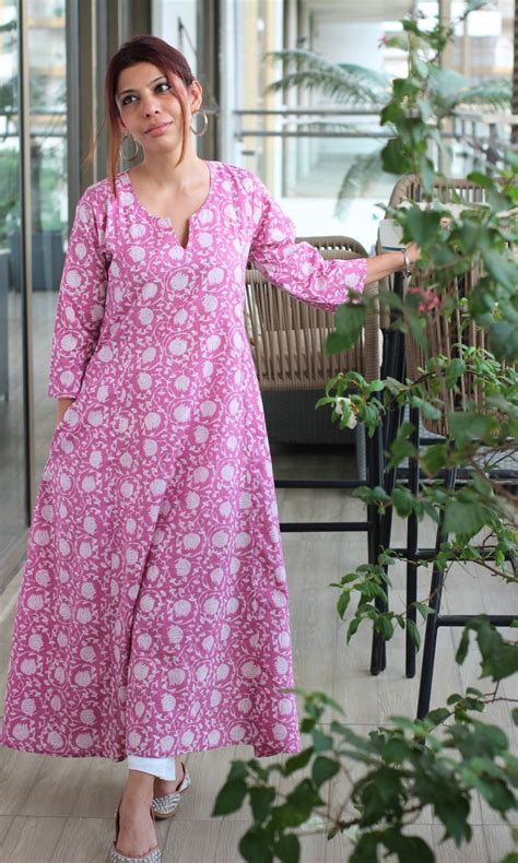 Cotton Rose Pink Printed Kali Kurta – Baareeki