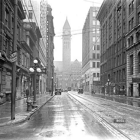 Here’s an old photo of Toronto