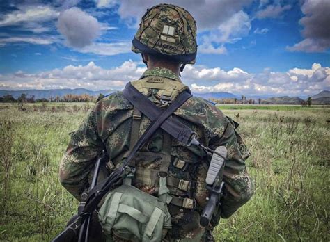 La madre de joven militar asesinado por un atentado del Eln, en el ...