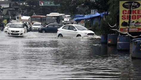 More than 200 mm rainfall in several areas of Mumbai over 24 hours ...