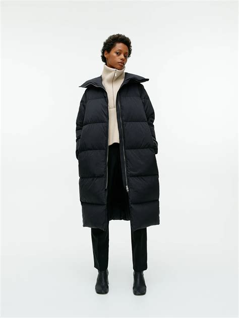 Arket's Best Coats, Boots and Jumpers Might Just Win Winter | Who What Wear