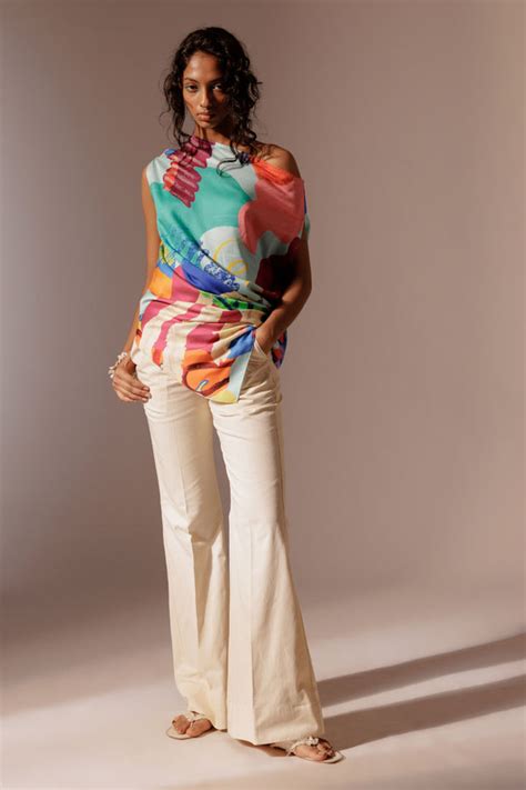 Advait - Island Asymmetrical Top - Elahe