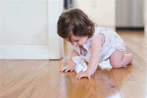 8 Signs Your Baby is Ready to Crawl | Baby Crawling Styles