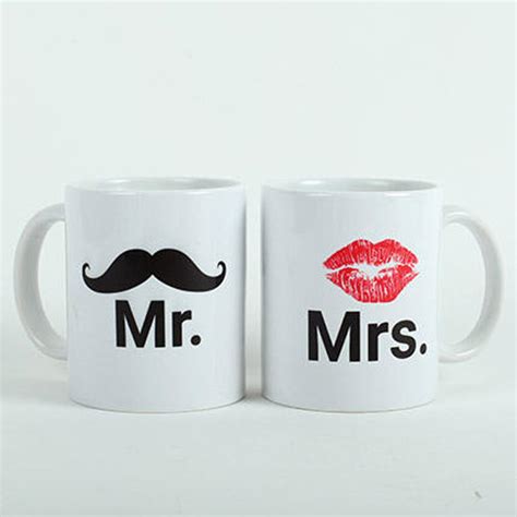 Send Mooch N Lips Couple Mugs Online - VG_GIFTSFNP5776GAL19 | Giftalove
