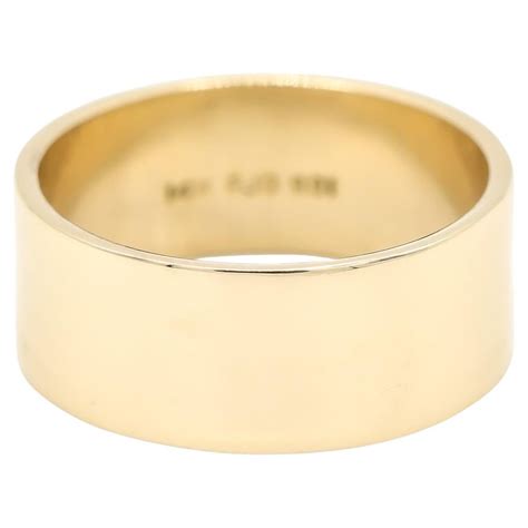 Ladies Vintage 14K Yellow Gold Diamond Ring For Sale at 1stDibs