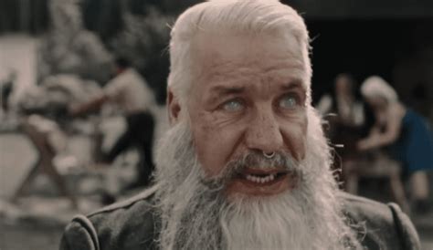 Heiße deutsche Poledance Schlampe mit dicken Titten hart gefickt