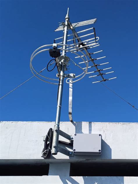 Cable TV Live 的图像结果