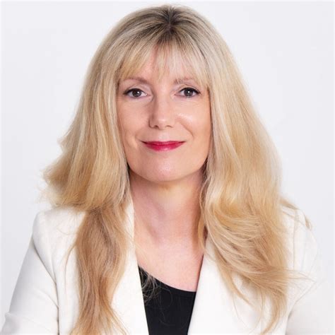 Lisa Evans's Instagram, Twitter & Facebook on IDCrawl