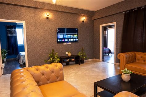 Gurugram Holiday Rentals with a Pool - Haryana, India | Airbnb