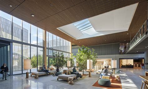Microsoft Silicon Valley Interiors - WRNS Studio
