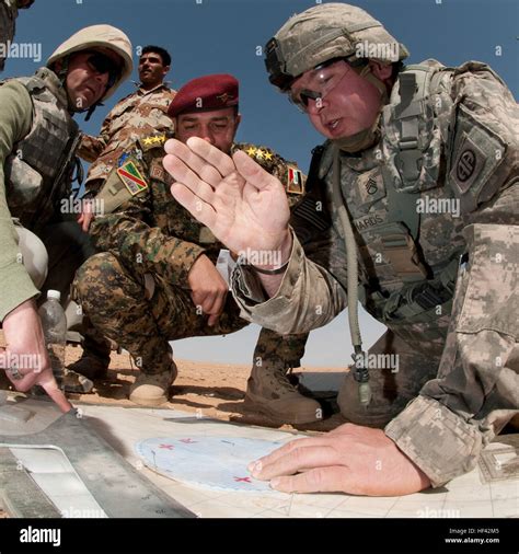 105 mm artillery hi-res stock photography and images - Alamy