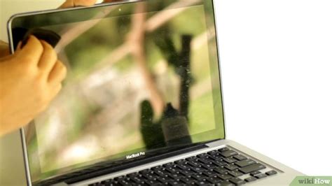 Clean MacBook Pro 2012 Inside 的图像结果