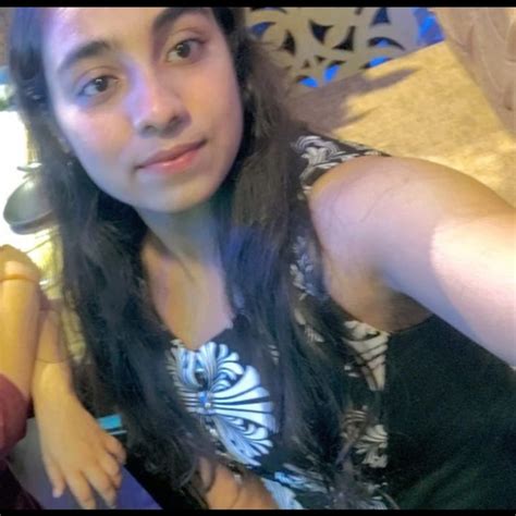 KHYATI TULI - New Delhi,Delhi : Personal and easy going methodology ...