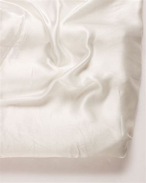 Cotton Fabric wholesale in UAE for Fashion Designer - Fabriclore