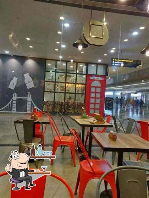 Pizza Hut Grand Central Mall Seawoods, Mumbai, Navi Mumbai - Restaurant ...