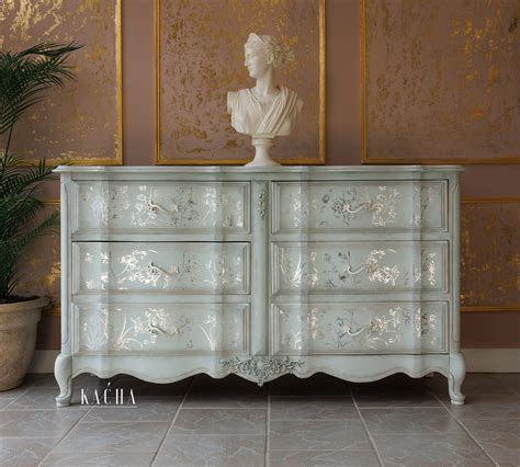 French Provincial Furniture