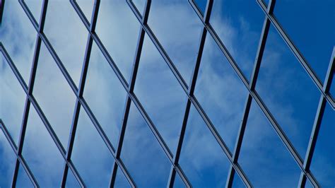 Download wallpaper 3840x2160 building, windows, glass, lines, facade ...