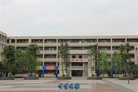 现代学校全景规划鸟瞰效果图设计3dmax素材免费下载_红动中国