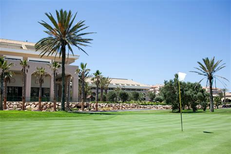 https://www.thegolfguide.co.uk/wp-content/uploads/2019/07/Almerimar-14.jpg