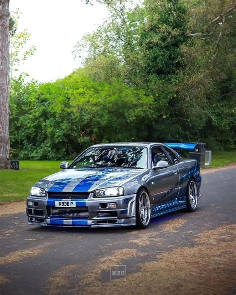 Nissan R34 - The Ultimate JDM Icon