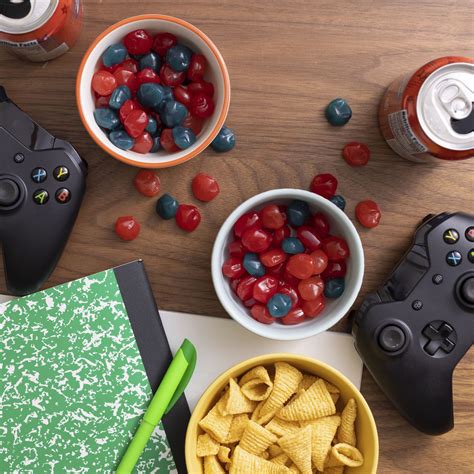 Fruit Gushers™ Gluten Free Fruit Snacks Super Sour Berry (18 ct) 2 oz