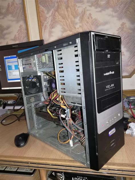 组装一台台式电脑主机，需要些什么配件？中等配置，大约多少钱？