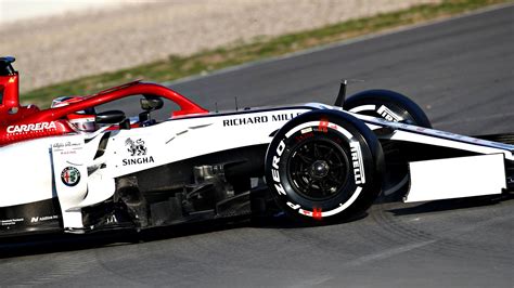 Kimi Raikkonen starts Alfa Romeo stint with a bump in F1 Testing | F1 ...