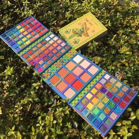 Buy STUNHUB 117 Colors Eyeshadow Palette, Highly Pigmented Neon Shimmer ...